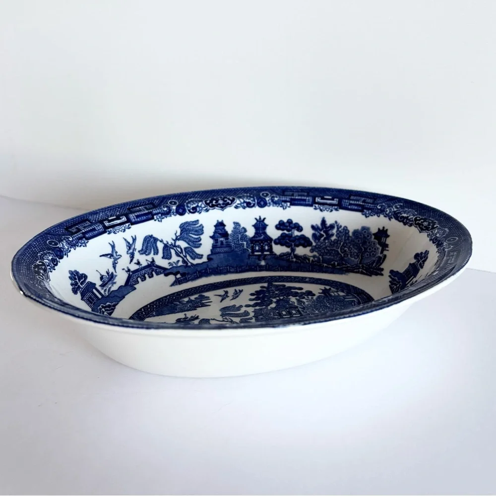 Vintage Johnson Bros Willow Blue 9 inch Vegetable Bowl England